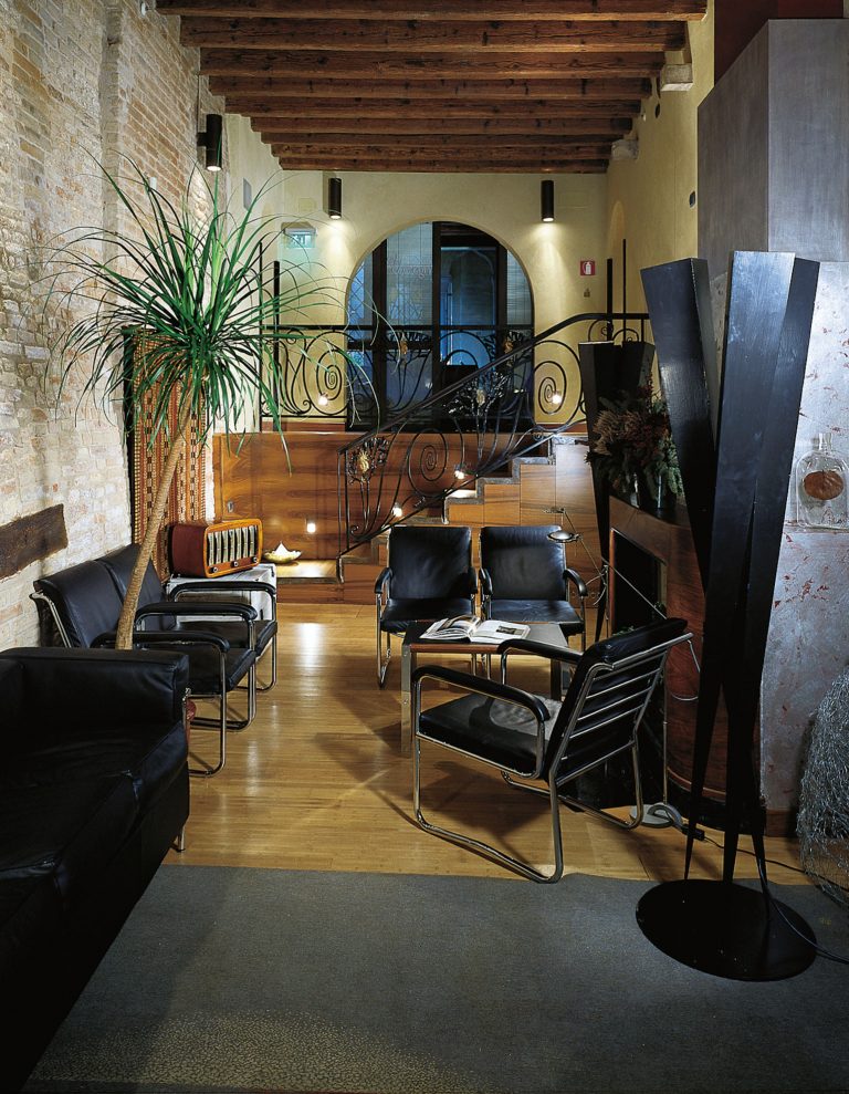 Ca-Pisani-Design-Hotel---Lounge